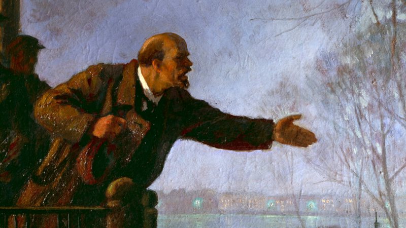 Lenin na varanda da mansão Kschessinska - Getty Images