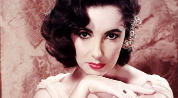 A atriz Elizabeth Taylor, em meados de 1955 - Getty Images