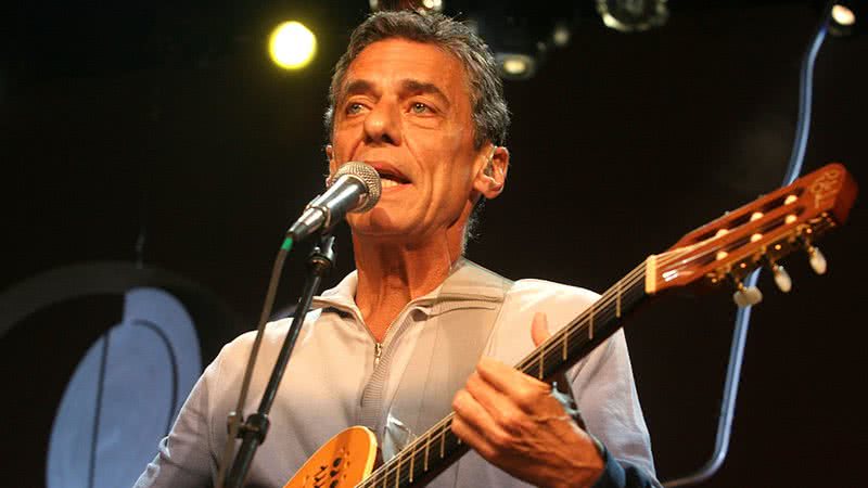 Chico Buarque em show no Canecão, 5 de janeiro de 2007 - Getty Images