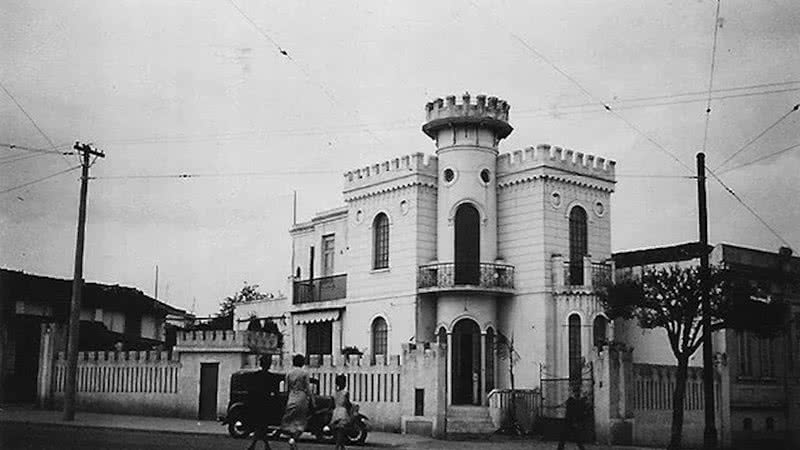 Castelinho da Rua Apa - Wikimedia Commons