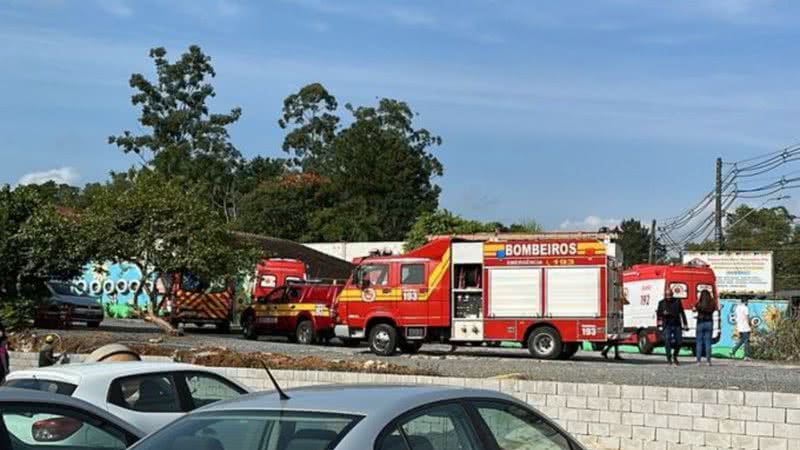 Bombeiros em frente a creche Cantinho Bom Pastor - Reprodução / Redes Sociais