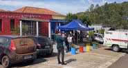 Fotografia da fachada da creche Pró-Infância Aquarela, em Santa Catarina - Divulgação/Youtube/O Globo