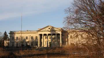 Lynnewood Hall em 2013 - Shuvaev via Wikimedia Commons