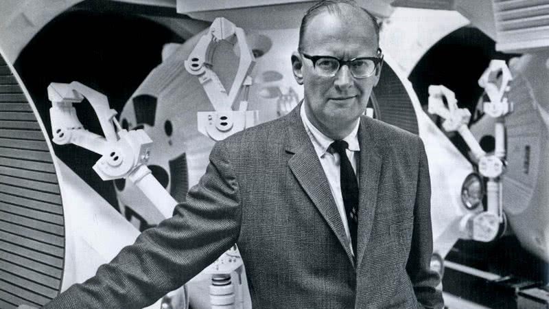 Arthur C. Clarke, autor e inventor - Wikimedia Commons