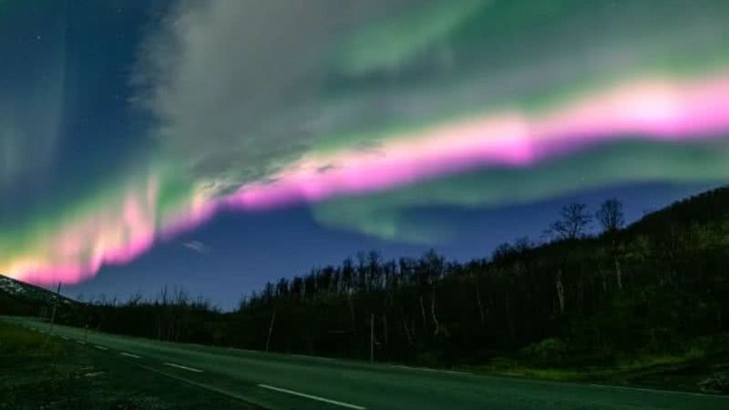 Imagem da aurora boreal avistada na Noruega - Reprodução / Facebook / Greenlander Tromsø