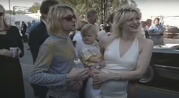 Kurt Cobain e Courtney Love no MTV VMAs em 1993 - Divulgação/Youtube