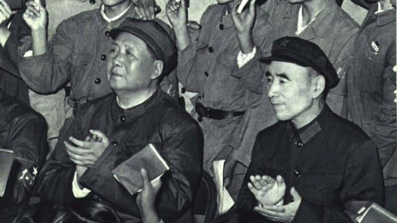 Mao Tsé-Tung, Lin Biao e os Guardas Vermelhos - Domínio Público/ Creative Commons/ Wikimedia Commons