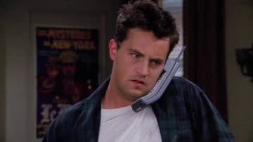 Matthew Perry como 'Chandler' em Friends - Divulgação