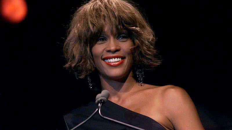 Whitney durante premiação - Getty Images