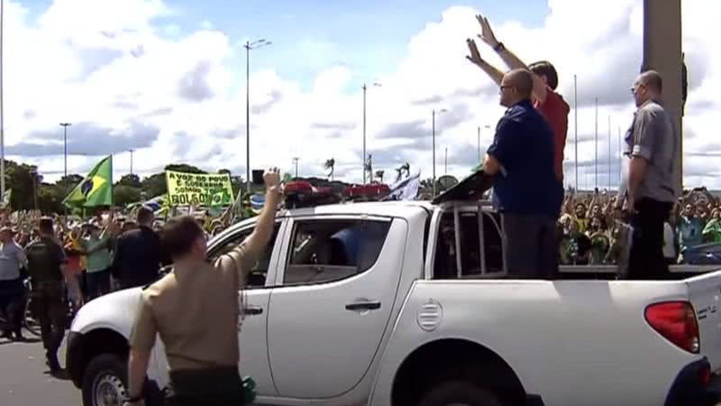 Jair Bolsonaro discursa para apoiadores em Brasília - Divulgação/ Youtube