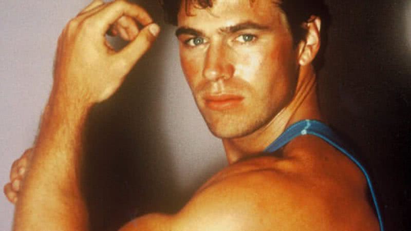 Jon-Eric Hexum em 1984 - Wikimedia Commons