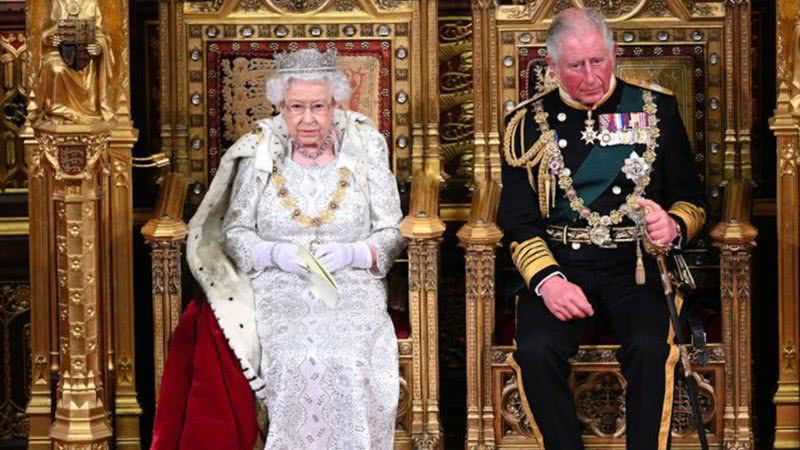 Elizabeth II e Príncipe Charles em evento oficial - Getty Images