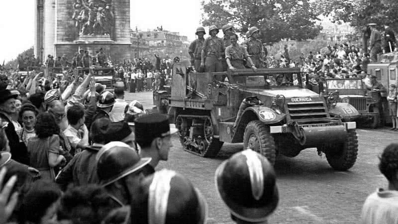 A libertação de Paris, onde estavam tropas da La Nueve - Wikimedia Commons