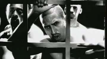 Mano Brown no clipe "Diário de um Detento" - Reprodução/Video/Youtube