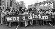 Manifestação contra a ditadura militar - Wikimedia Commons