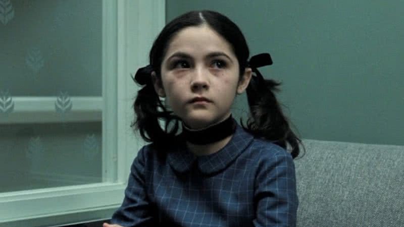 Isabelle Fuhrman como Esther no filme de 2009 - Divulgação