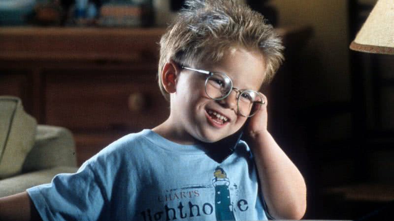 Jonathan Lipnicki como George Little em 'O Pequeno Stuart Little' (1999) - Reprodução/Sony Pictures Releasing