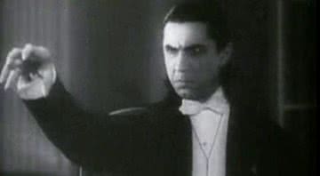 Cena clássica do filme Drácula (1931) - Divulgação / Universal Pictures