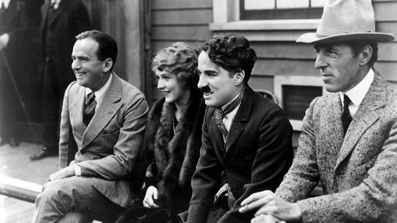 Fotografia de Fairbanks, Pickford, Chaplin e Griffith - Domínio Público/ Creative Commons/ Wikimedia Commons