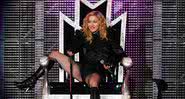 Madonna em show da turnê Sticky and Sweet em 2009 - Getty Images