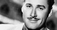 Foto de Errol Flynn - Domínio Público