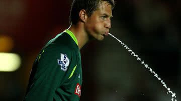 Thomas Sorense em jogo na Inglaterra - Getty Images