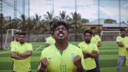 Grupo de torcedores indianos Brazil Fans Kerala em clipe - Reprodução / Vídeo /  Brazil Fans Kerala