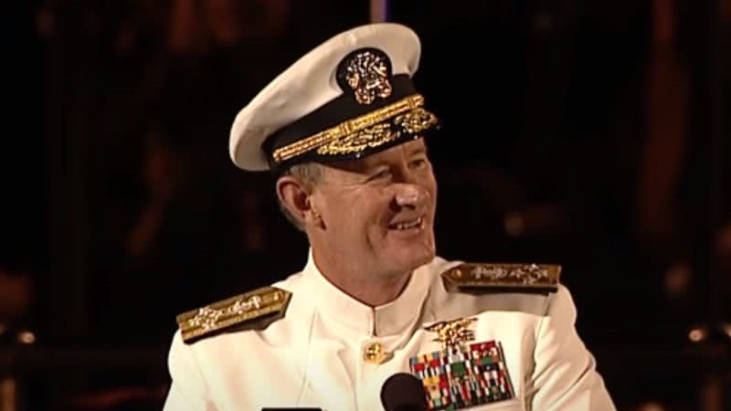 William H. McRaven, em 2014 - Divulgação/Youtube/ Texas Exes