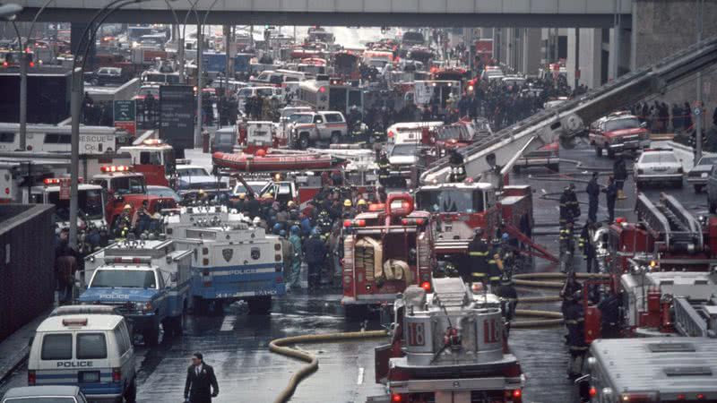 Bombeiros em ação após o atentado - Getty Images