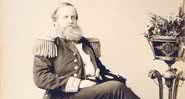 D. Pedro II em fotografia de Joaquim Insley Pacheco - Domínio Público via Wikimedia Commons