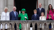 Membros da Família Real Britânica reunidos em fotografia - Getty Images