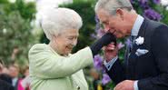 Rainha Elizabeth II e príncipe Charles em 2009 - Getty Images