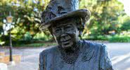 Fotografia de estátua em homenagem a Rainha da Inglaterra - Divulgação/Palácio de Buckingham