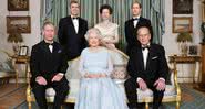 Elizabeth II com o marido e os filhos - Creative Commons/ Wikimedia Commons