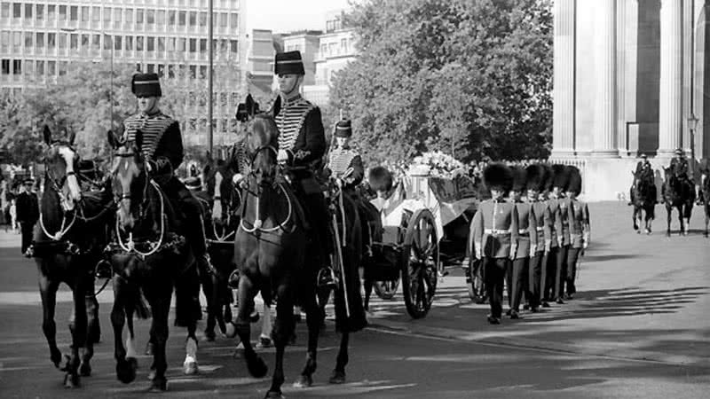 Funeral da Princesa Diana, em 1997 - Wikimedia Commons