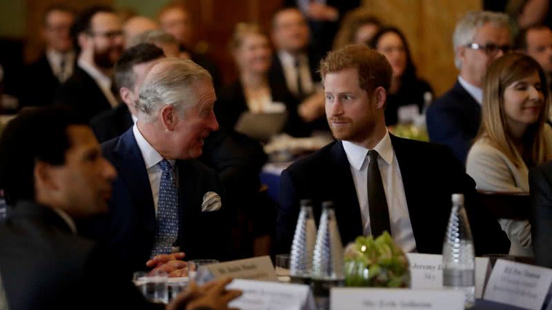 Príncipes Charles e Harry em comemoração no País de Gales (2018) - Getty Images