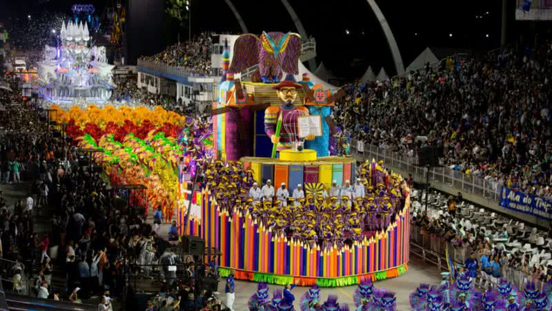 Brasil tem diversos destinos para aproveitar o Carnaval - (Imagem: Shutterstock)