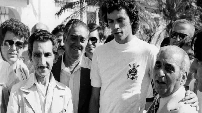 Sócrates revolucionou e marcou gerações no futebol brasileiro - (Imagem: Reprodução Digital / Acervo Corinthians)