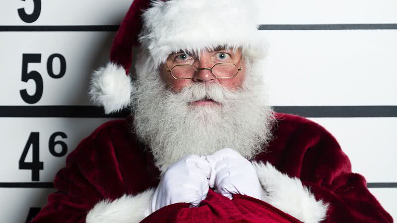 Imagem ilustrativa do Papai noel sendo preso - Getty Images