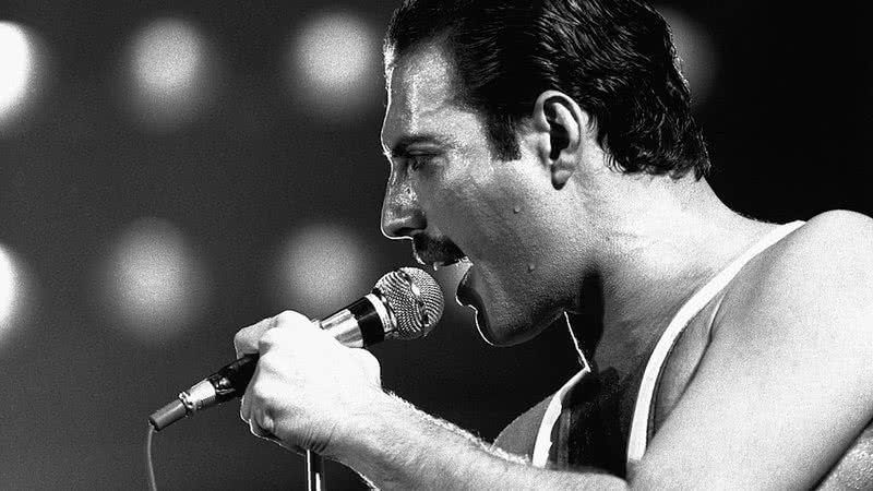 Freddie Mercury durante concerto do Queen - Getty Images