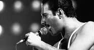 Freddie Mercury durante concerto do Queen - Getty Images