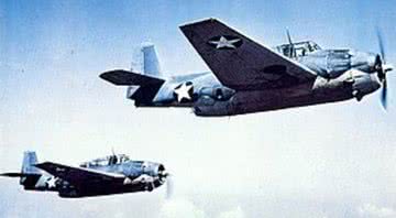 Dois Grumman TBF Avengers - Wikimedia Commons