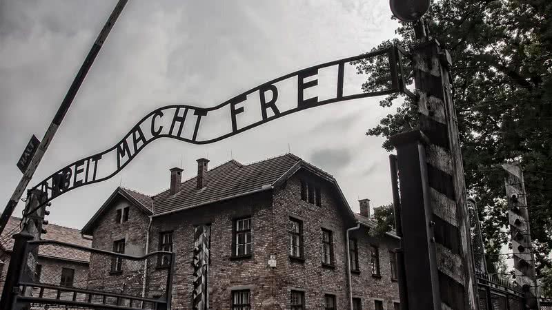 Registro da entrada de Auschwitz - peter89ba, via Pixabay