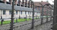 Registro de Auschwitz - larahcv, via Pixabay