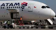 Imagem ilustrativa de avião da Latam - Getty Images