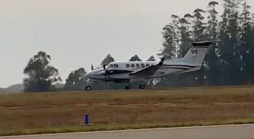 Imagem do avião momentos antes da queda - Divulgação/ Vídeo/ R7