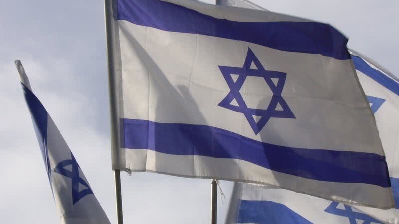 Imagem ilustrativa de bandeiras de Israel - Foto de PublicDomainPictures, via Pixabay