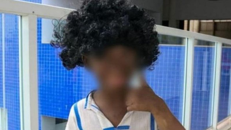 Estudante do colégio fazendo 'blackface' - Divulgação/Redes Sociais/Colégio Adventista