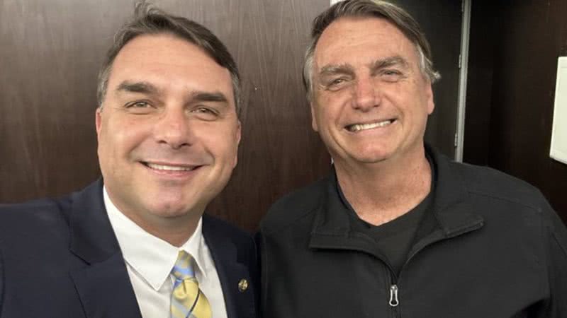 Bolsonaro ao lado de seu filho, Flávio Bolsonaro - Arquivo Pessoal