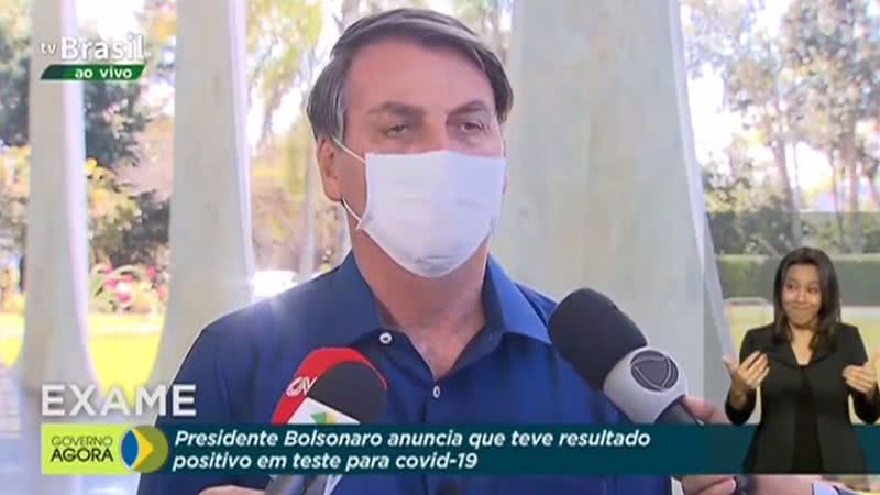 Bolsonaro anuncia em entrevista coletiva que testou positivo para covid-19 - Divulgação / TV Brasil